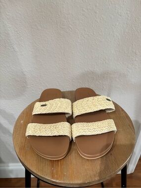 Reef Sandals Women’s 8 Woven Double-Strap Slide Sandals in Natural